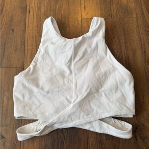 Athleta Conscious Cut Out Crop Crossover Sports Bra White Size Medium